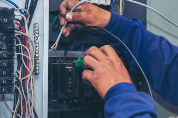 Best Electrical Contractors for Businesses  in Amboy, IL